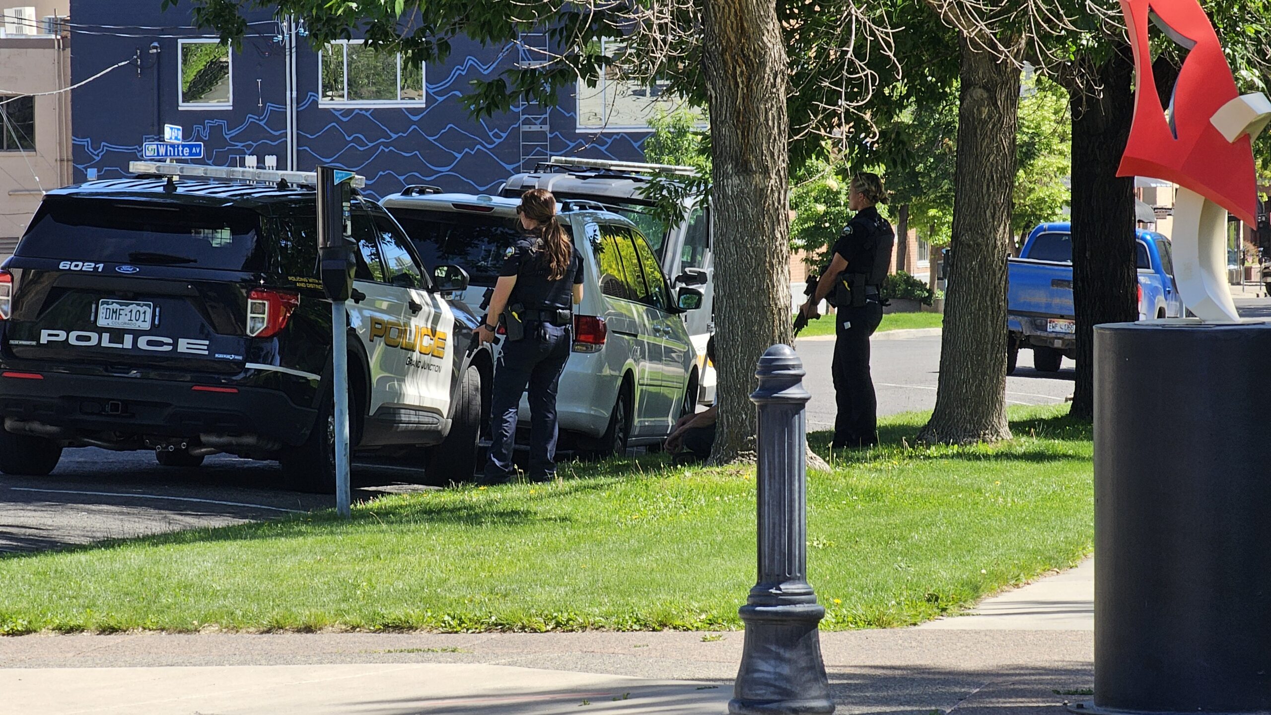 Felony Menacing, Grand Ave & N 6th St