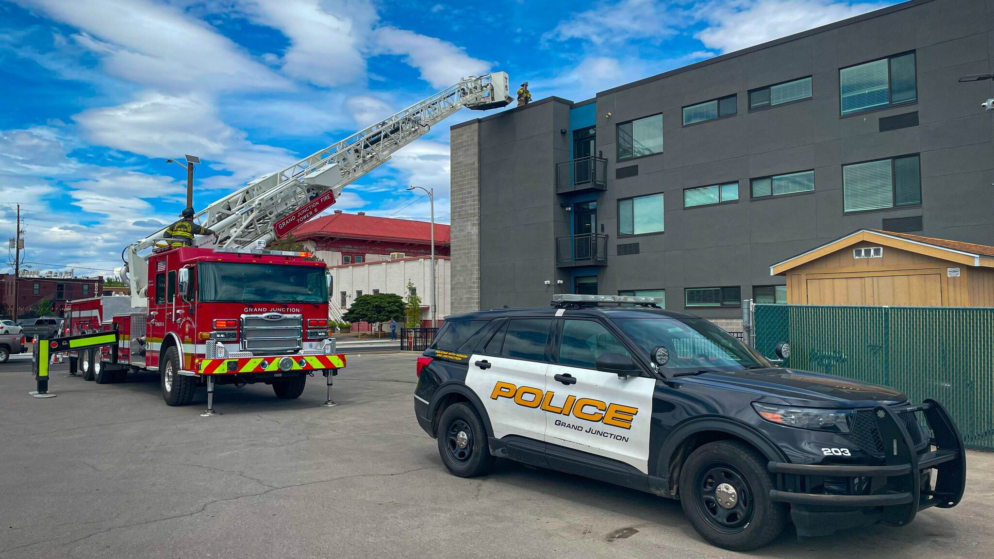 Faulty Air Conditioner Fills Building with Smoke on 4th St