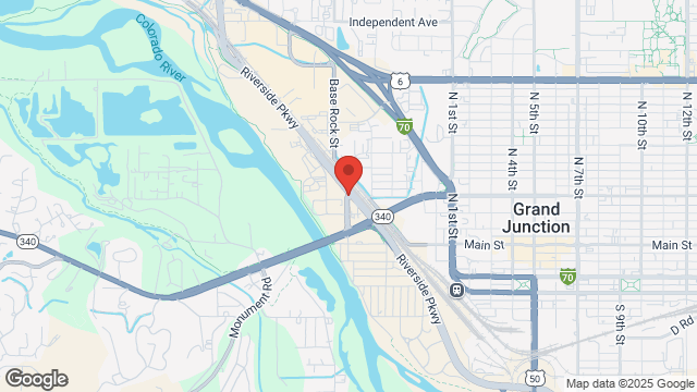 Vehicle Accident, West Ave & Riverside Pkwy