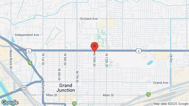 Vehicle vs Pole, North Ave & N 10th St