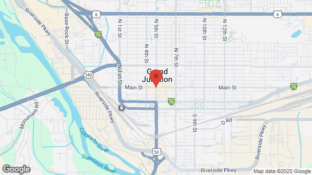 Large Fight, Main St & N 5th St