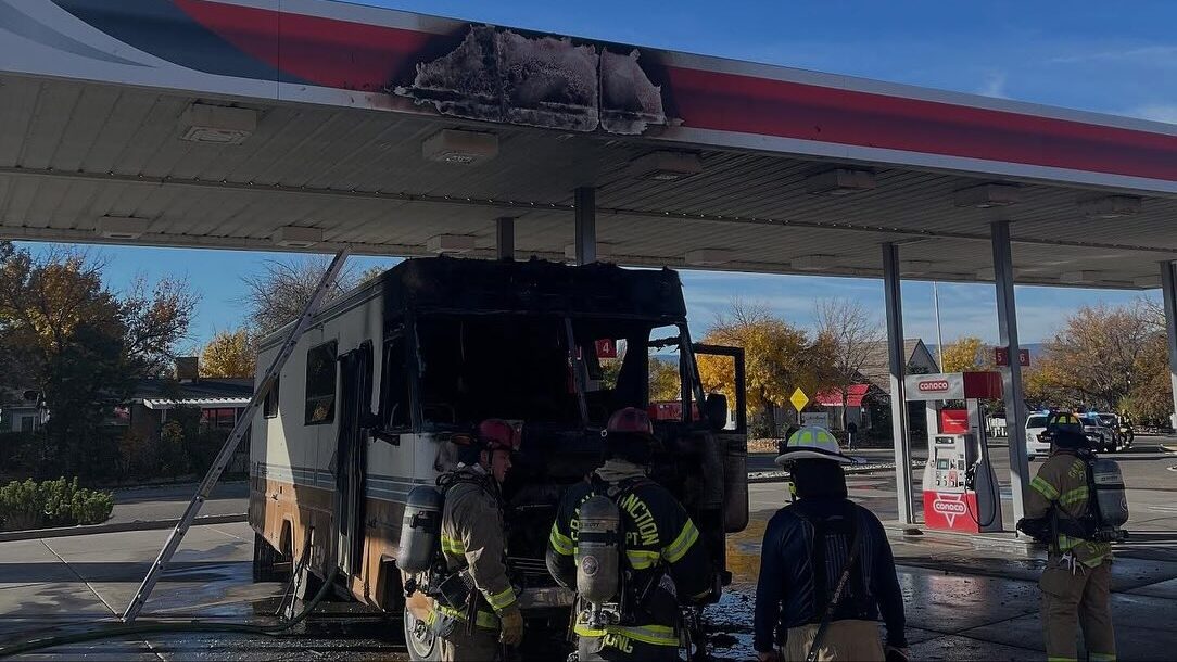 RV Fire, C&F Gas Station, D 1/2 Rd & 32 Rd Clifton