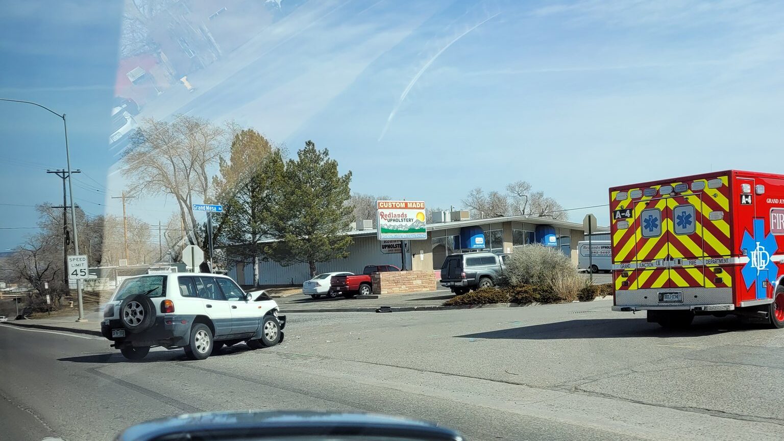 Vehicle Crash, Grand Mesa Ave & Hwy 50