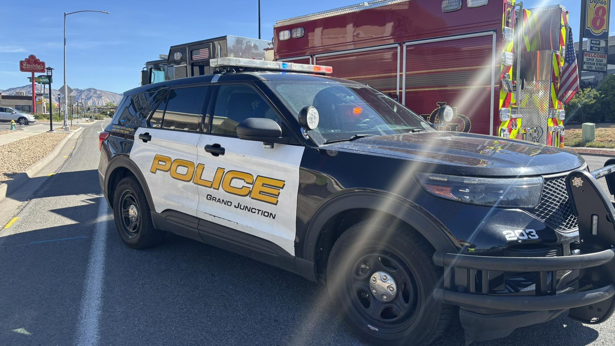 Vehicle vs Motorcycle, Area of Horizon Dr