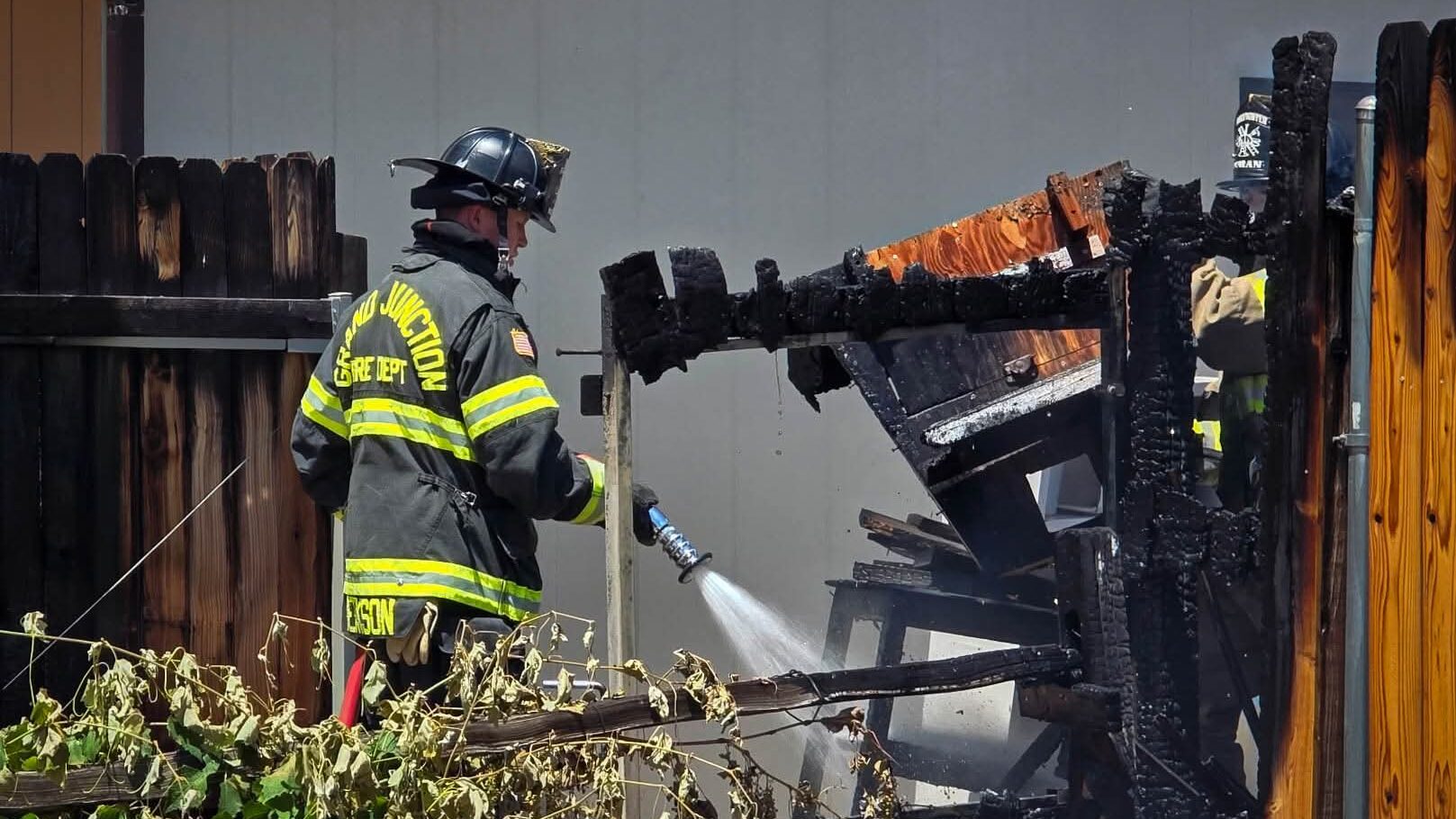 Fence Fire, Clover St & Applewood St