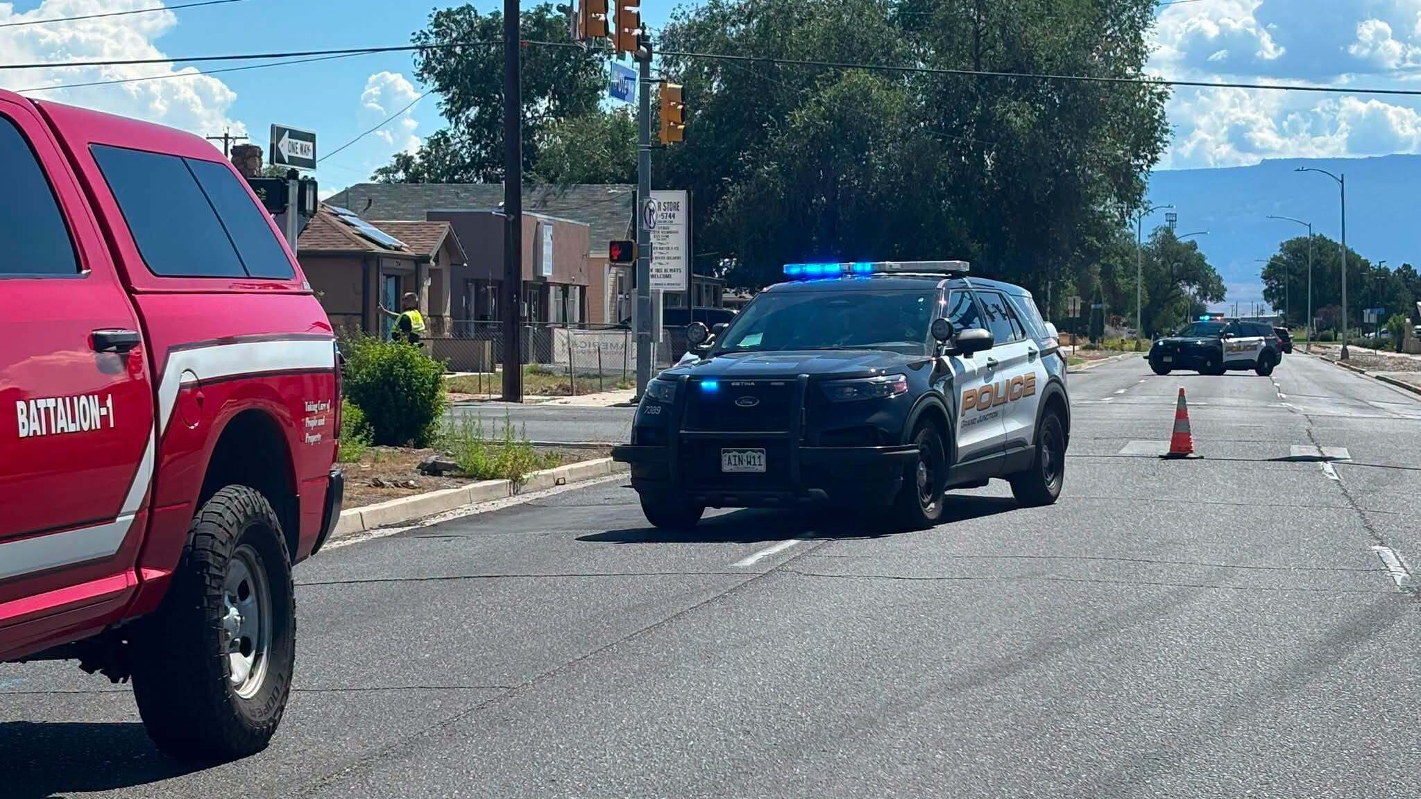 Vehicle Crash, Ute Ave & S 11th St